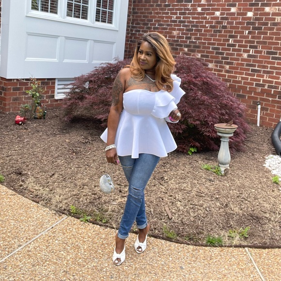 DYNAMIC! Top - Picture 3 of 7